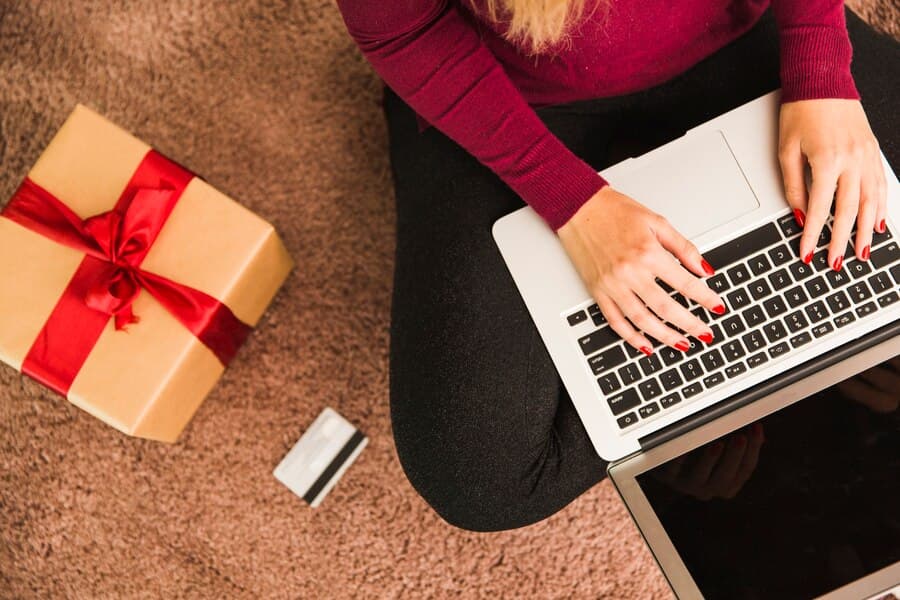 Integrating QA Testing to Ensure Bug-free User Experience this Holiday Season