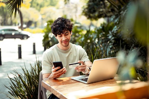 How Test Automation Solutions Are Benefiting Ecommerce Businesses?